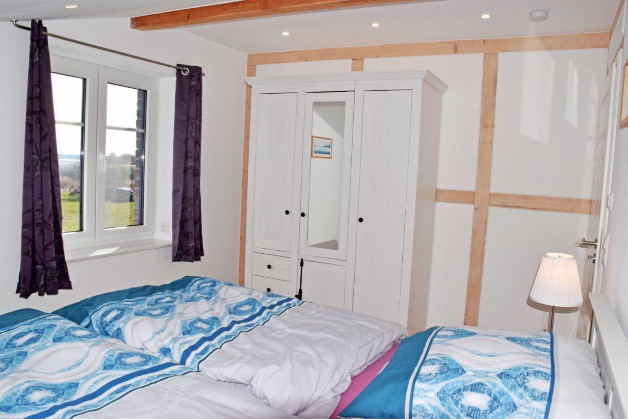 Ferienhaus Zum Boddenstrand Mit Ka Gross Zicker Ngoại thất bức ảnh